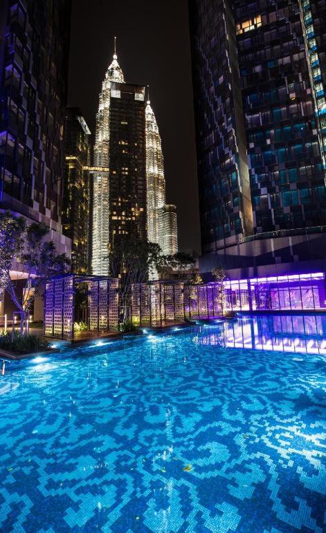 Star Holiday Sky Pool Klcc كوالالمبور المظهر الخارجي الصورة