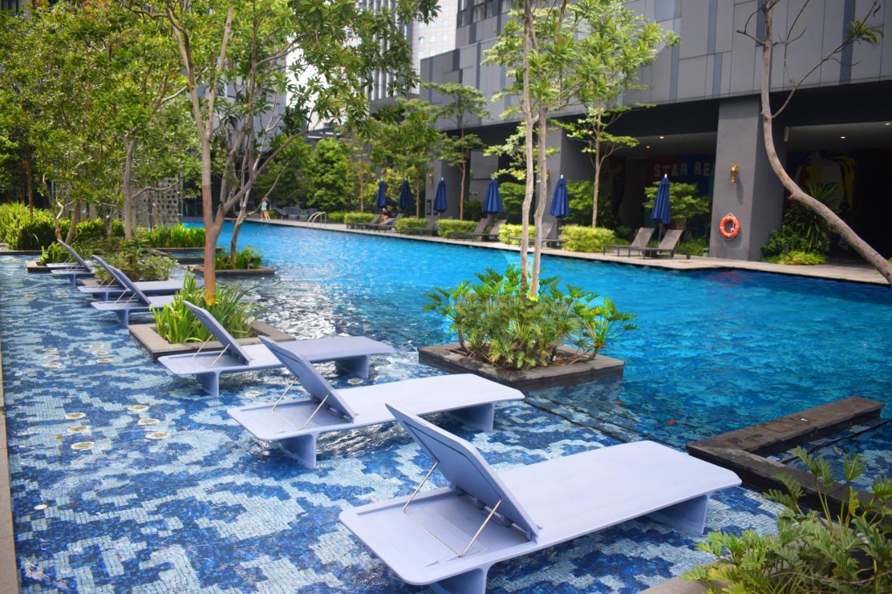 Star Holiday Sky Pool Klcc كوالالمبور المظهر الخارجي الصورة