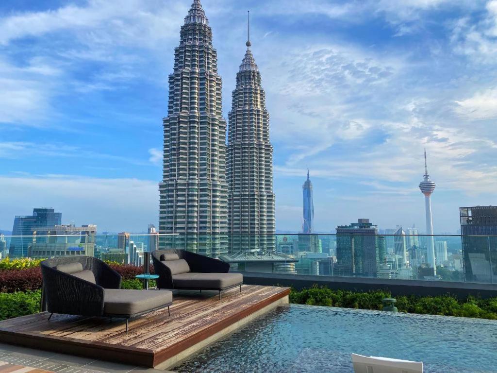 Star Holiday Sky Pool Klcc كوالالمبور المظهر الخارجي الصورة