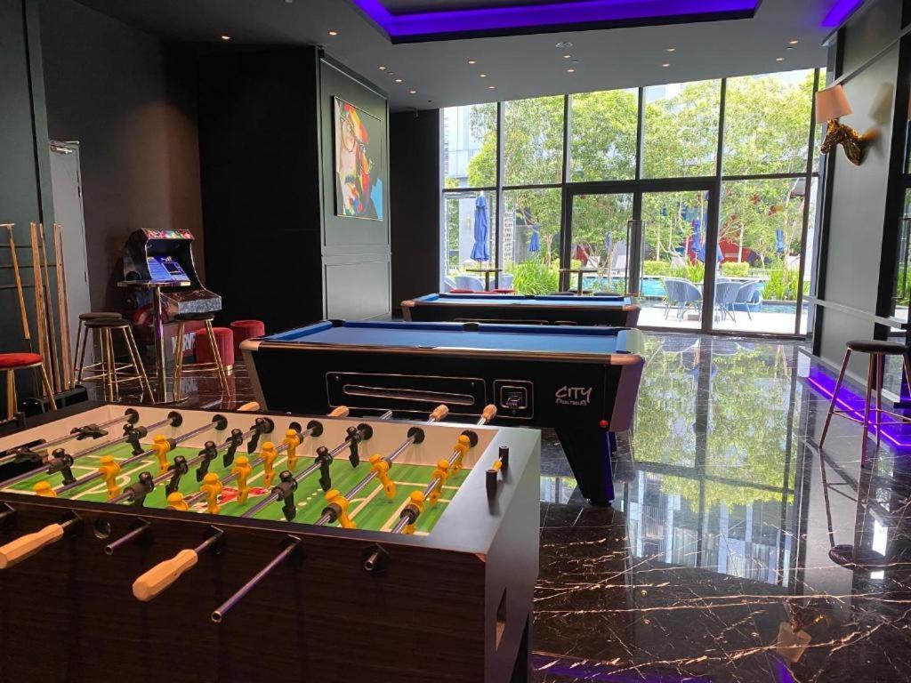 Star Holiday Sky Pool Klcc كوالالمبور المظهر الخارجي الصورة