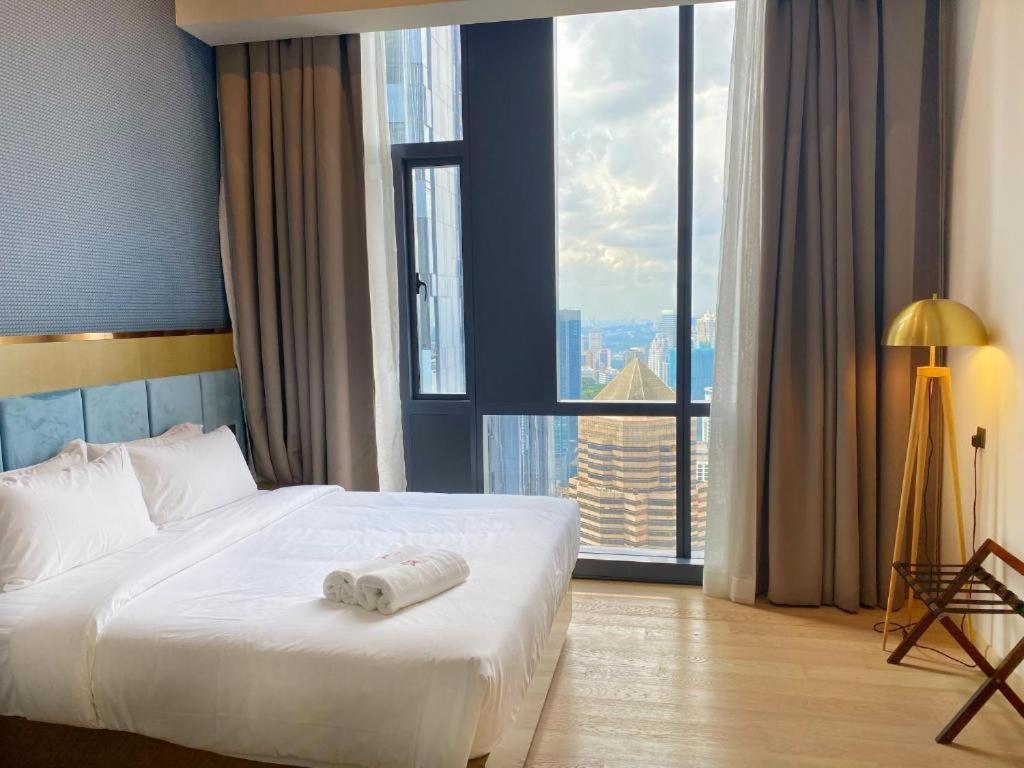 Star Holiday Sky Pool Klcc كوالالمبور المظهر الخارجي الصورة