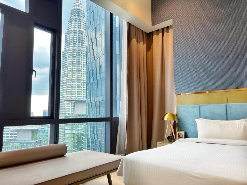 Star Holiday Sky Pool Klcc كوالالمبور المظهر الخارجي الصورة