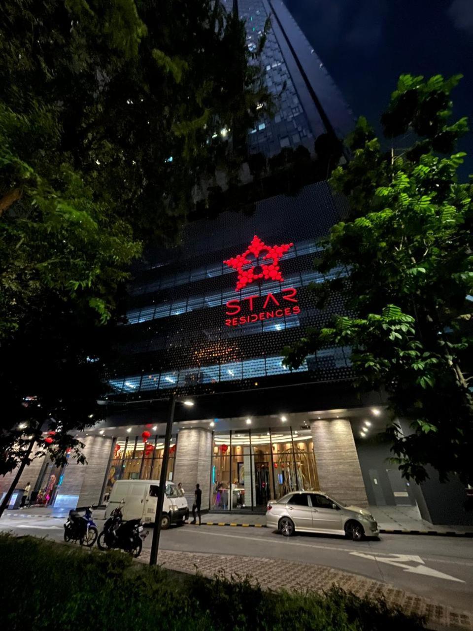 Star Holiday Sky Pool Klcc كوالالمبور المظهر الخارجي الصورة