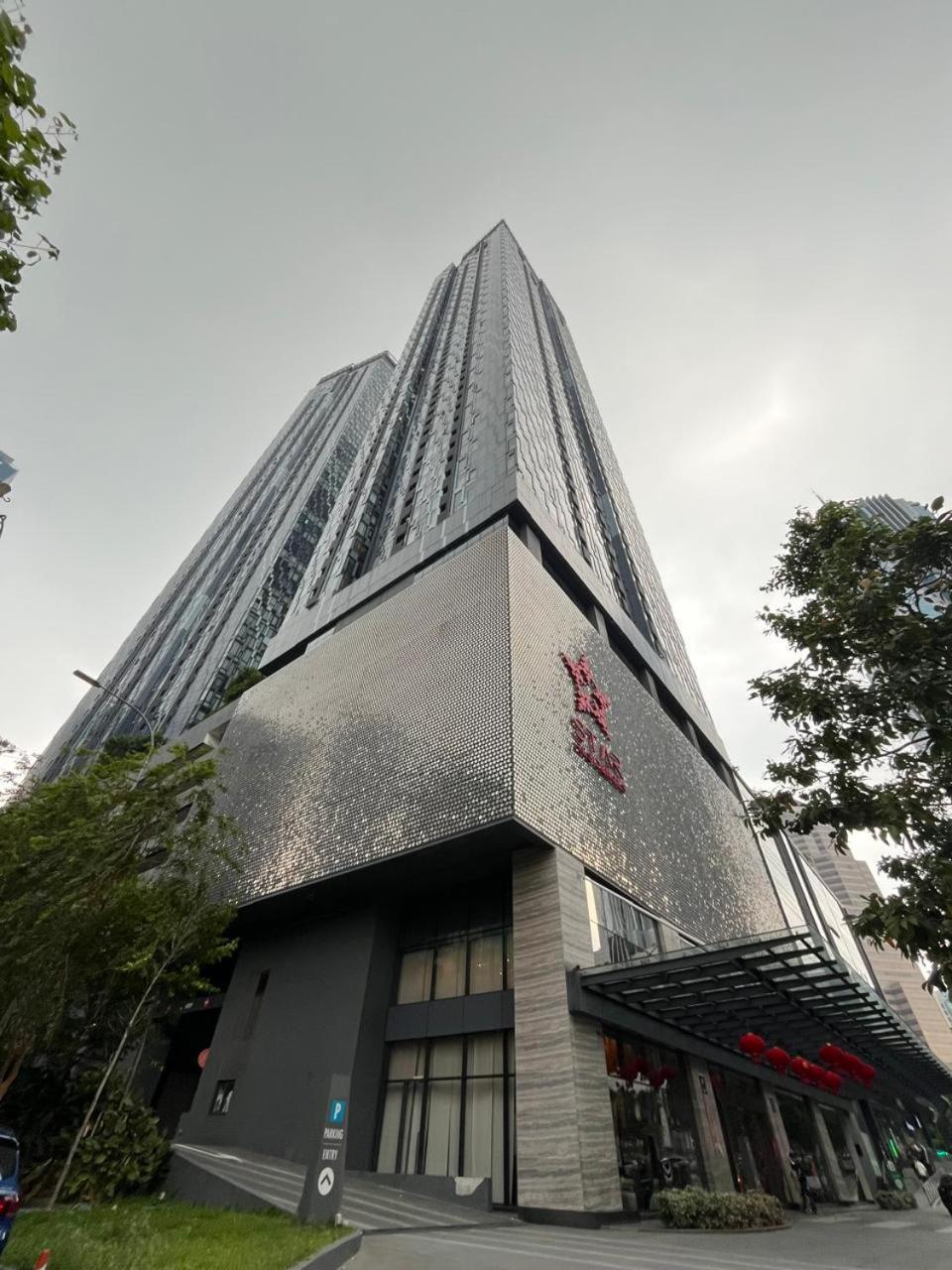 Star Holiday Sky Pool Klcc كوالالمبور المظهر الخارجي الصورة